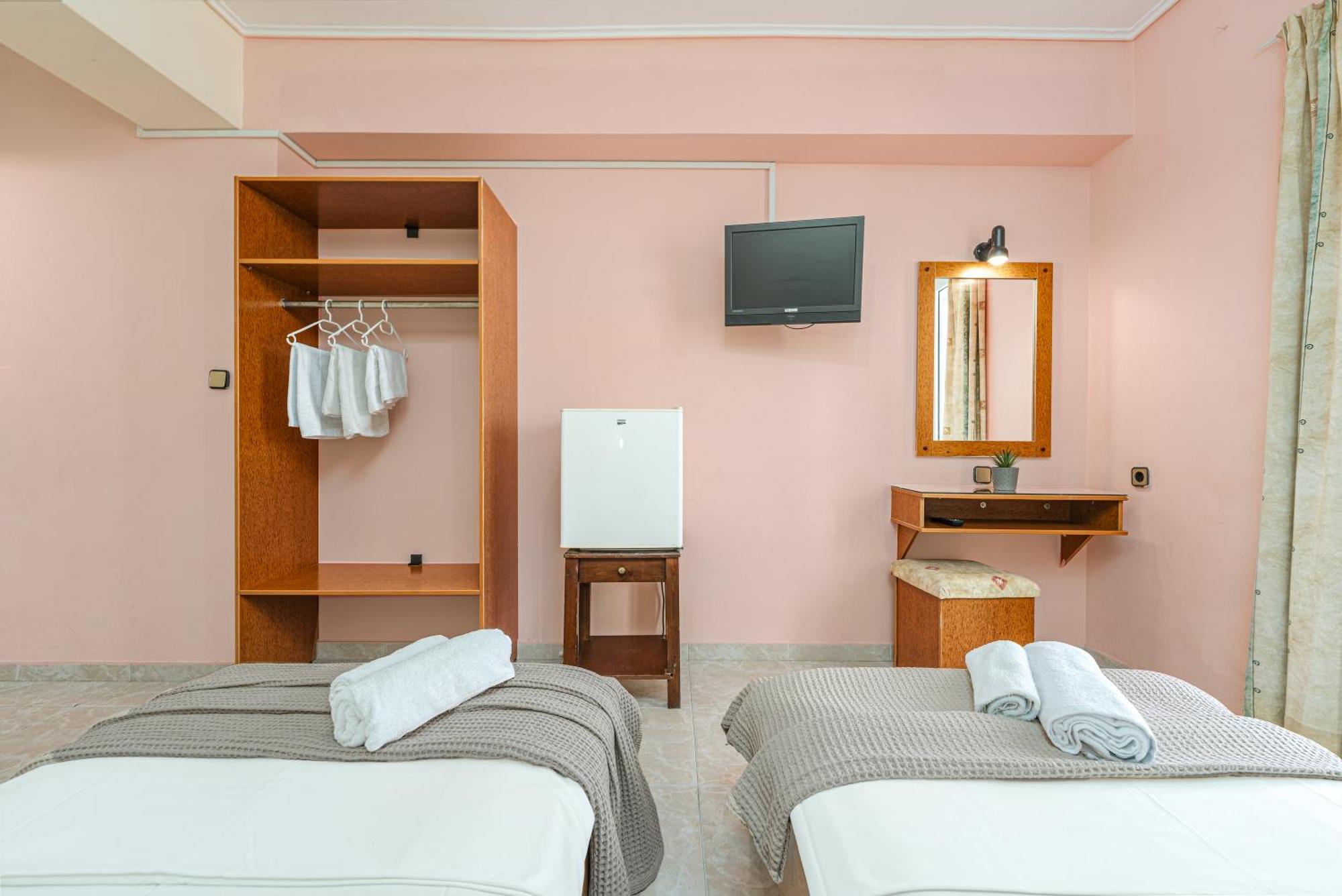 Hotel Aura Laganas Luaran gambar