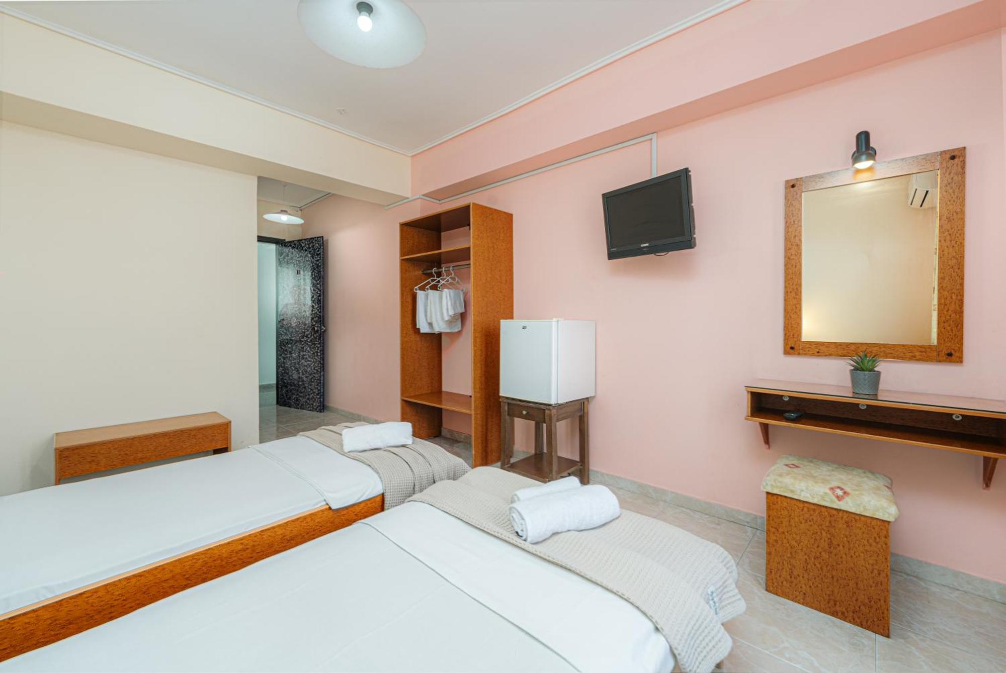 Hotel Aura Laganas Luaran gambar